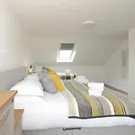 Boutique House *